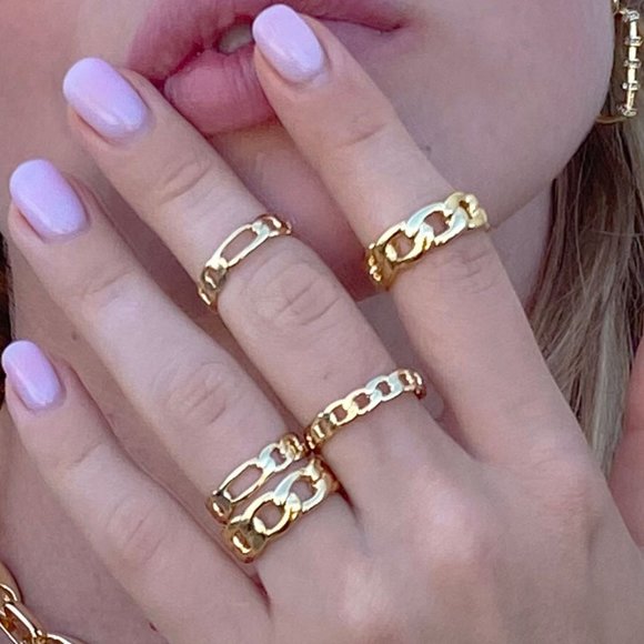 NEW 18K Gold Figaro Chain Links Adjustable Rings - Picture 2 of 3